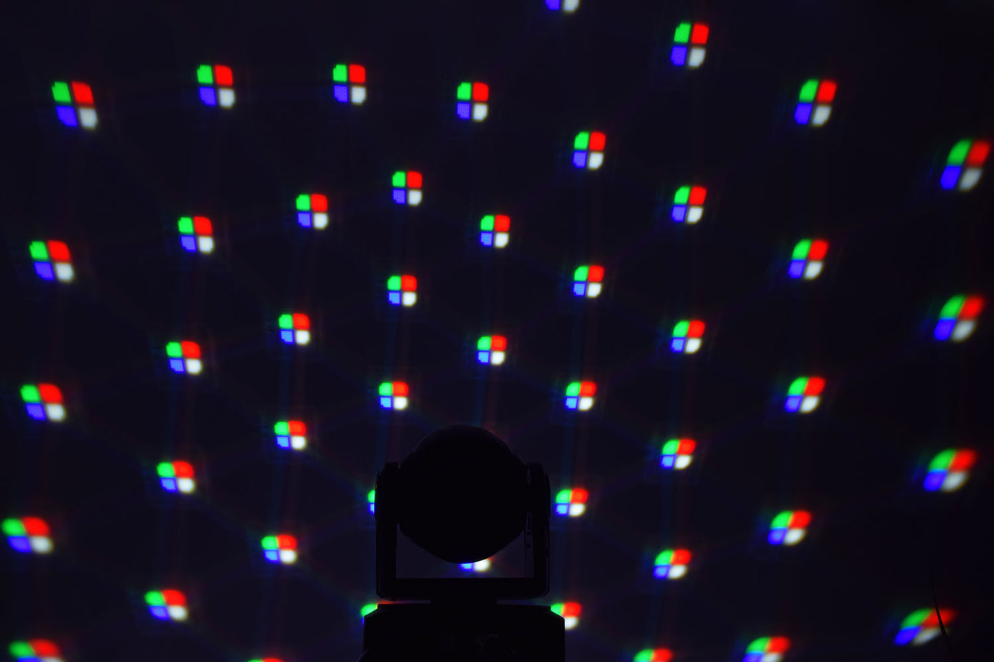 QTX TinyMover: 2-in-1 40W LED Mini Moving Head
