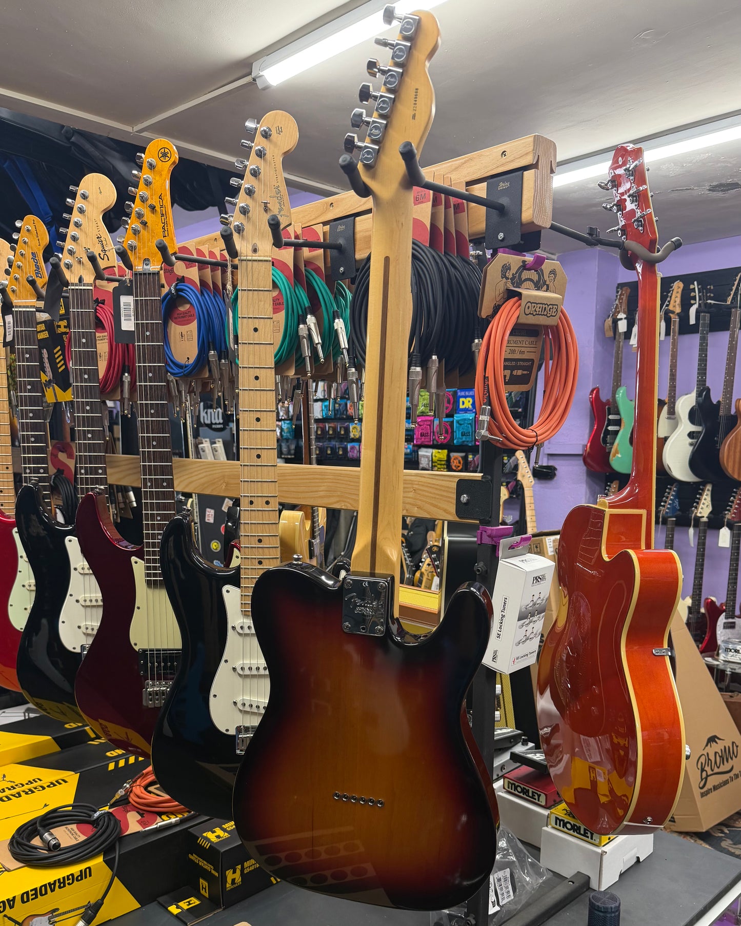 Fender USA Telecaster Left-Handed - 3-Tone Sunburst