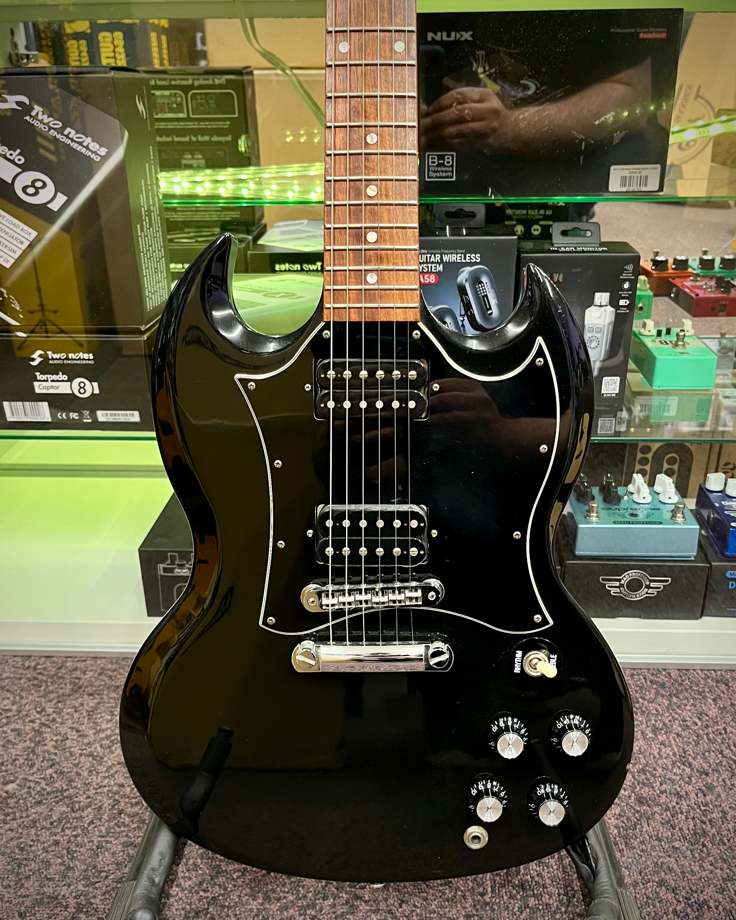Gibson SG Special (2012) - Black (#100521436) – The Guitar Tech