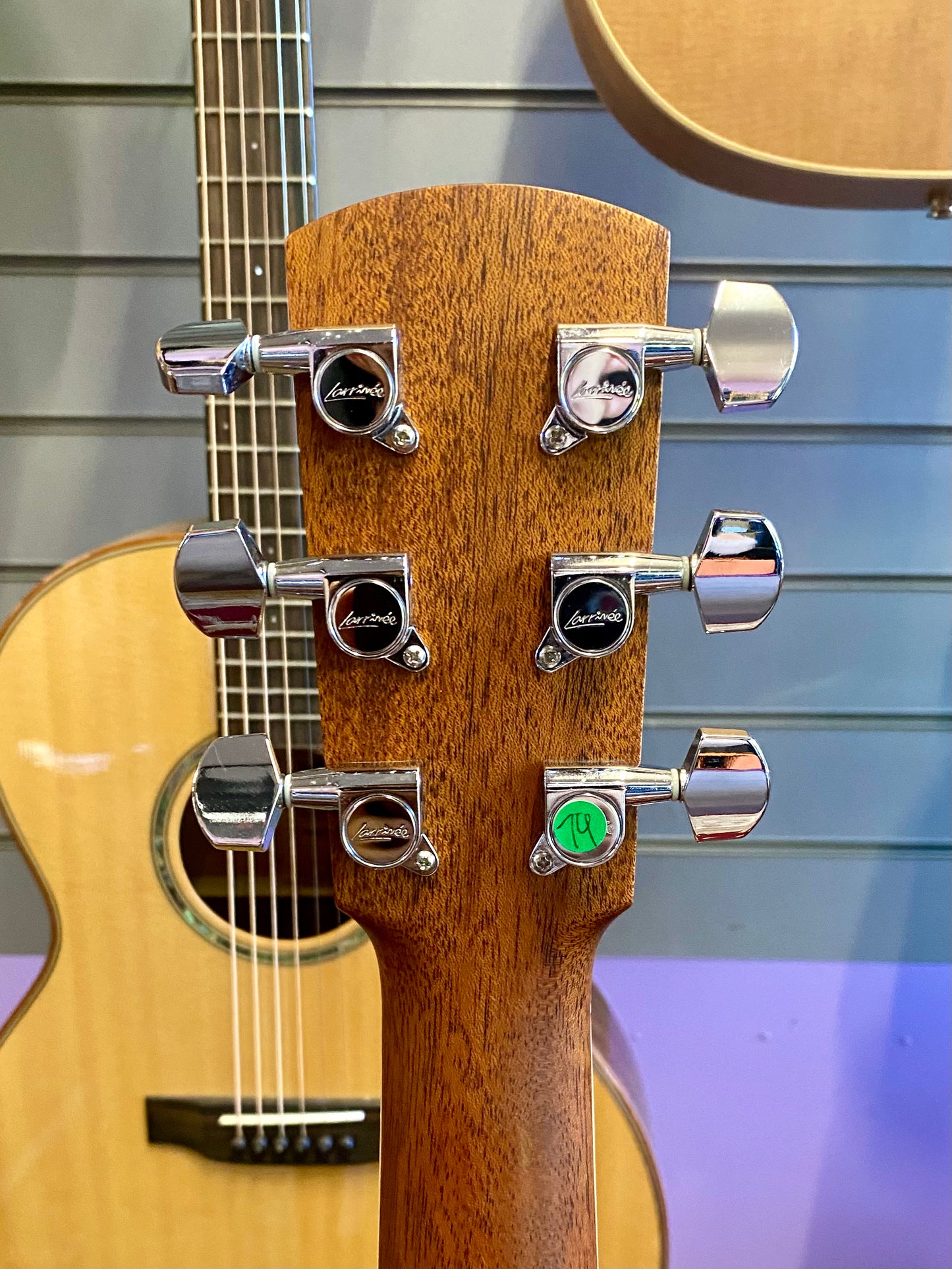 Larrivee OM-03-WL Moon Spruce - Natural