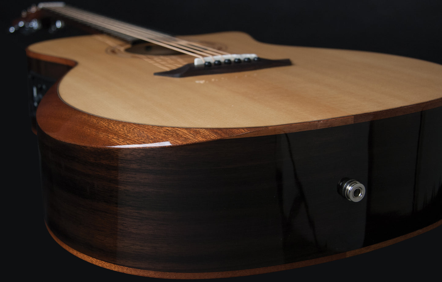 Washburn Comfort Series G20SCE - Natural