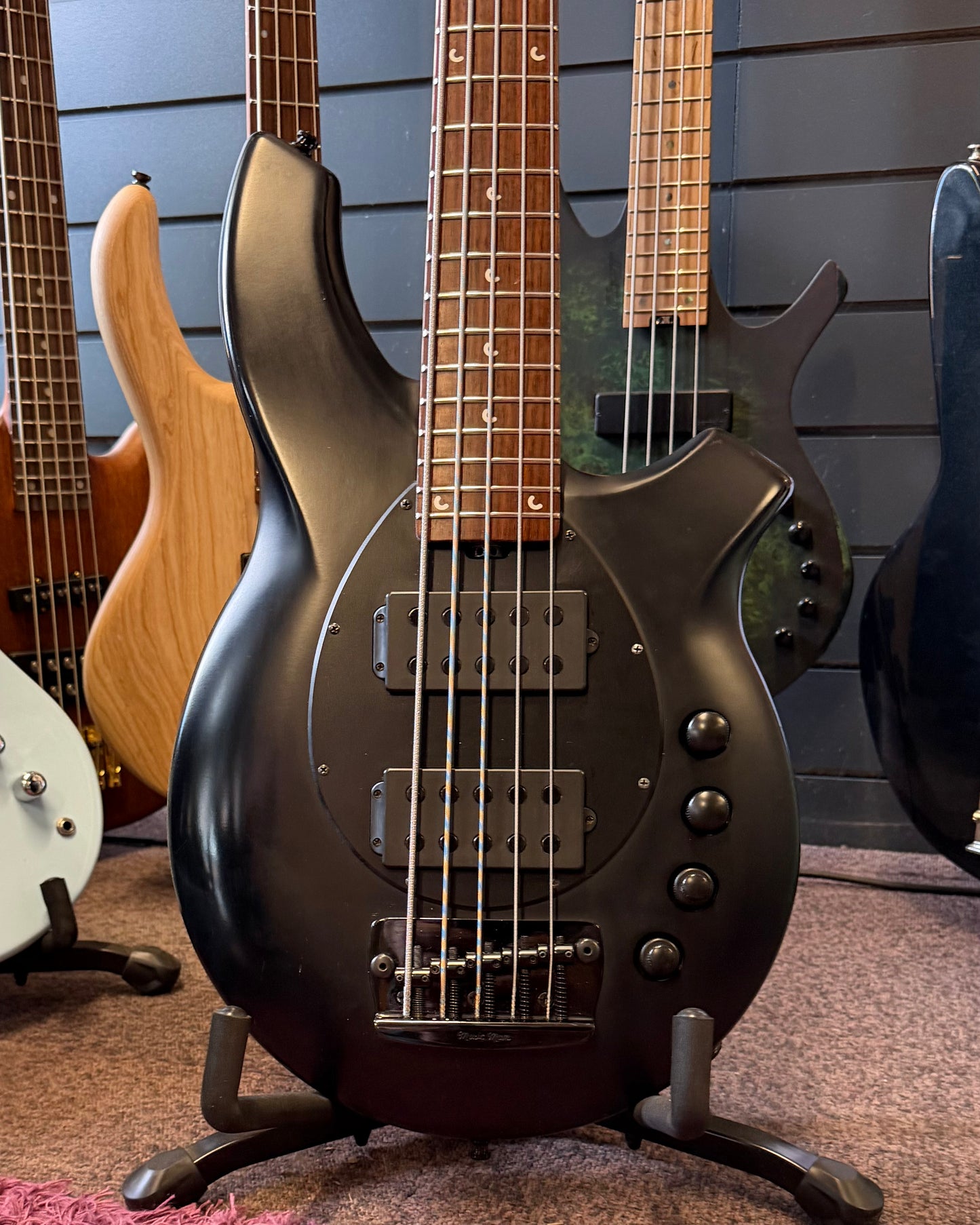 MusicMan Bongo 5 - Stealth Black