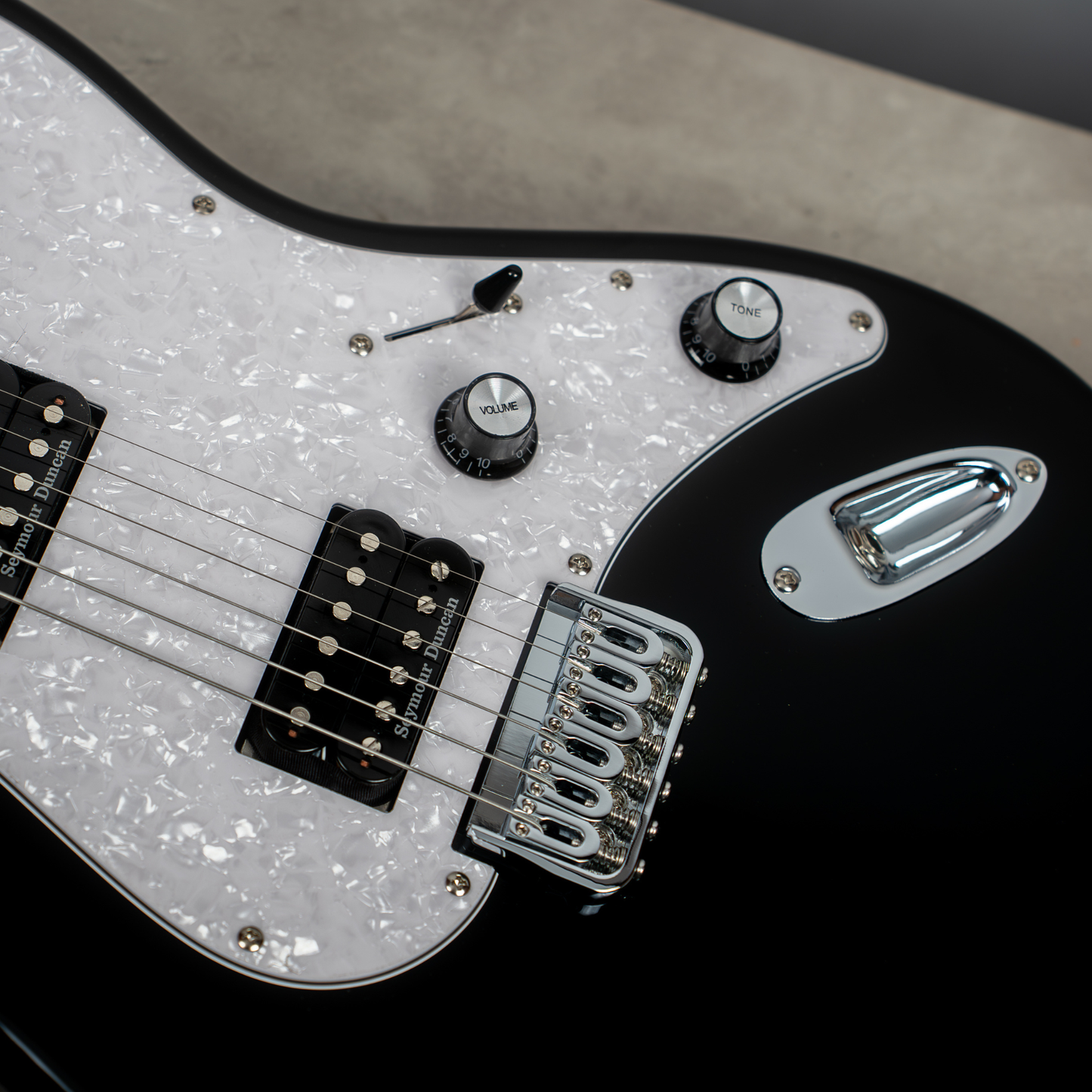 Cream T LT Polaris w/ Cream T Pickups - Black Metallic