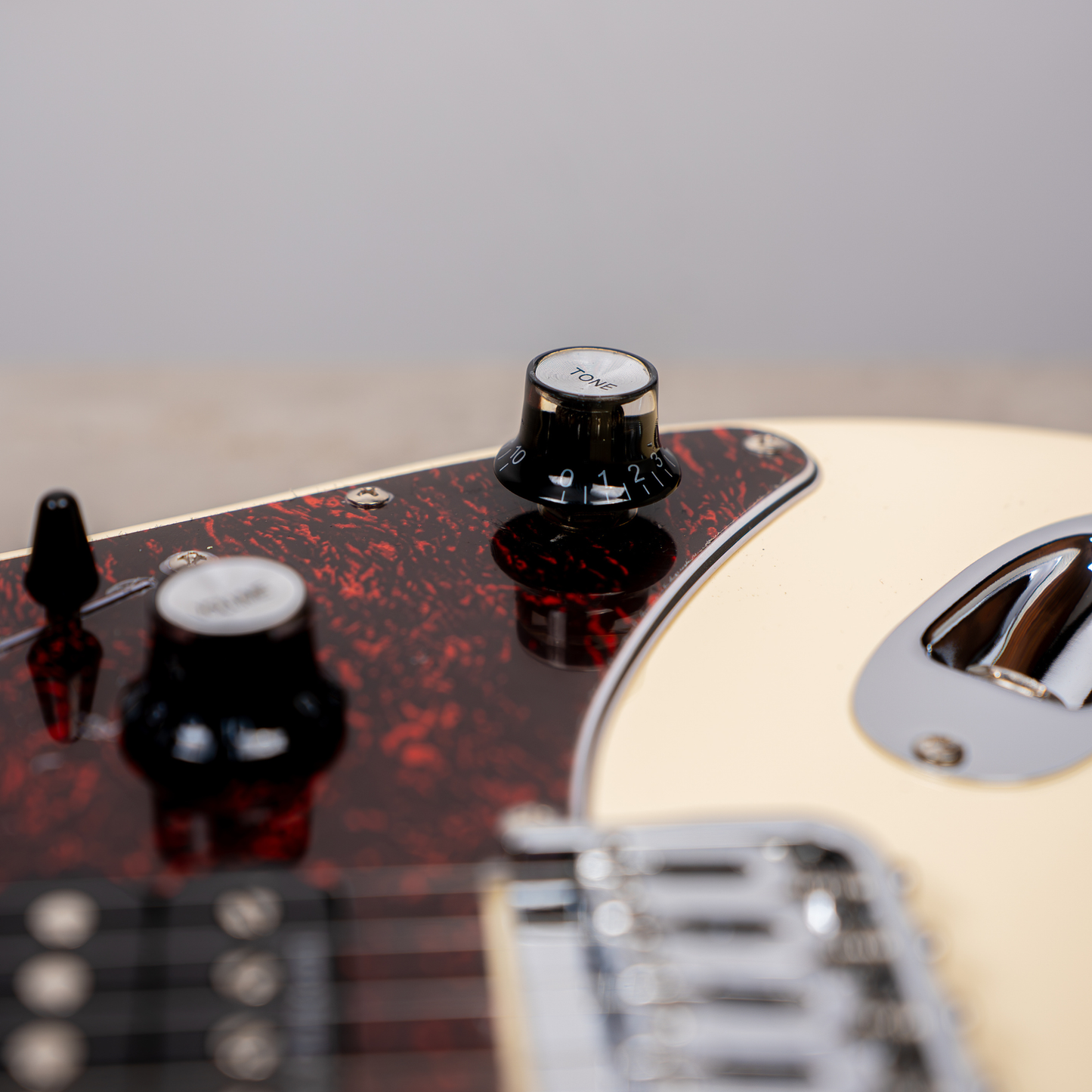 Cream T LT Polaris w/ Cream T Pickups - Vintage White