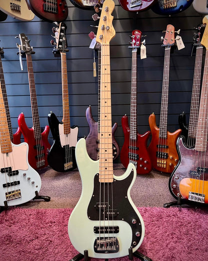 G&L SB-2 - Seafoam Green