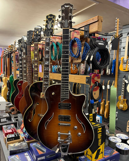 Taylor T3B - Tobacco Burst