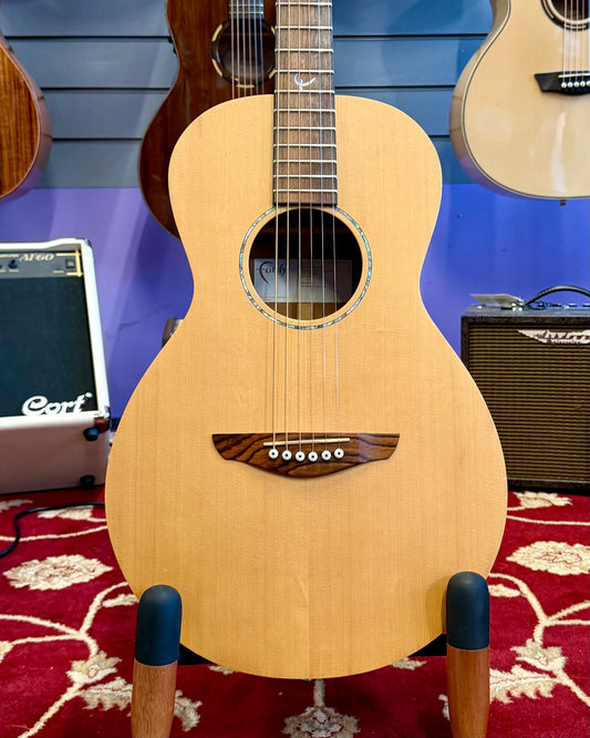 Faith Mercury Naked Parlour - Natural