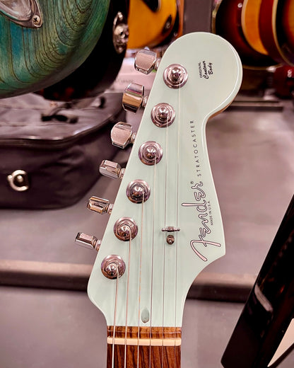 Fender FSR American Standard Stratocaster (2009) - Daphne Blue (#Z9402601)