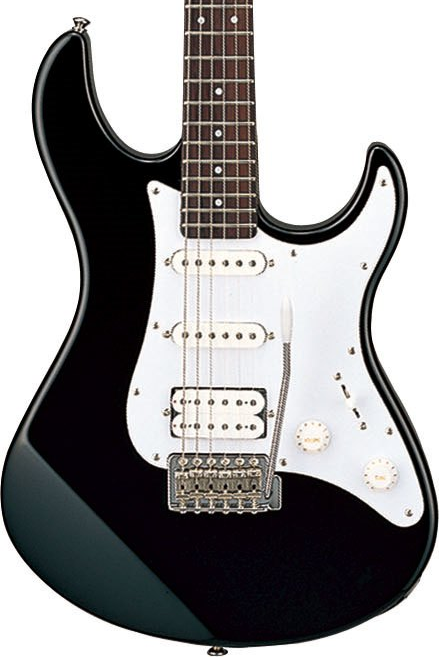 Yamaha Pacifica 012 - Black