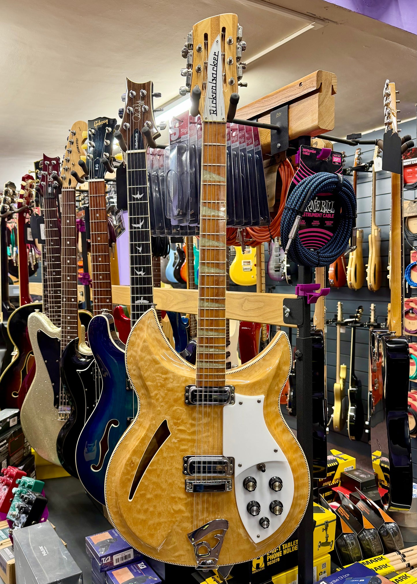 Rickenbacker 381V69 12 String Mapleglo (1998)