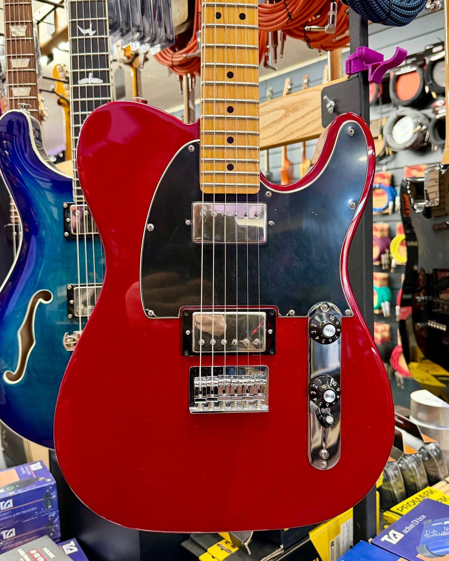 Fender Blacktop Tele HH - Candy Apple Red