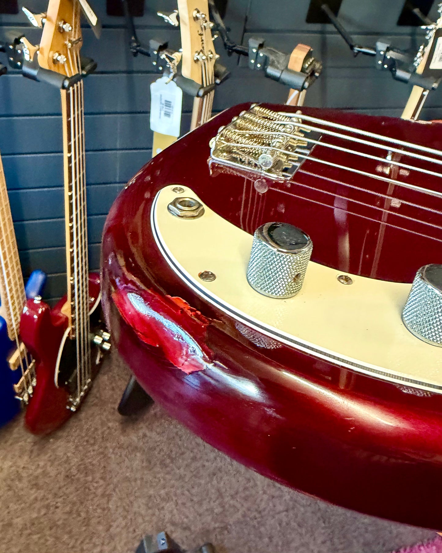 Fender Precision Bass (2001) MIM - Candy Cola