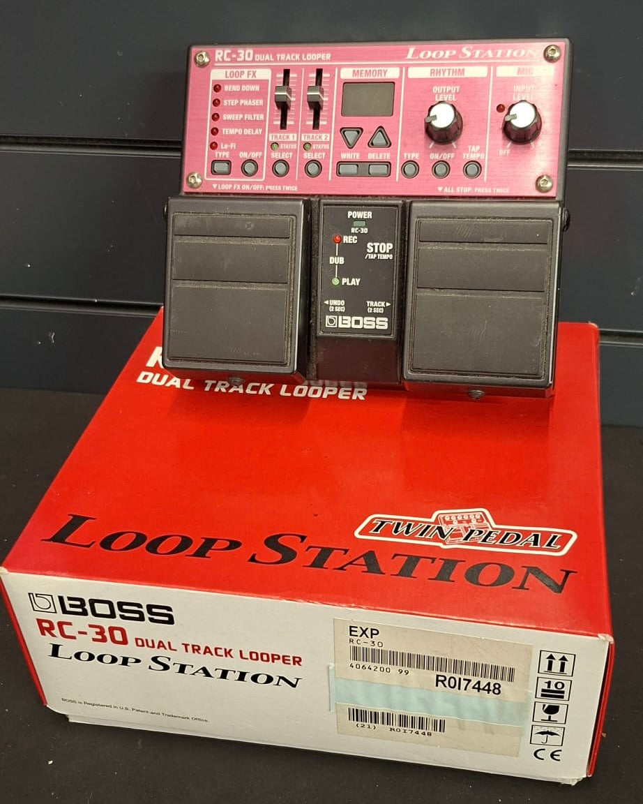 BOSS RC30 Loop Station