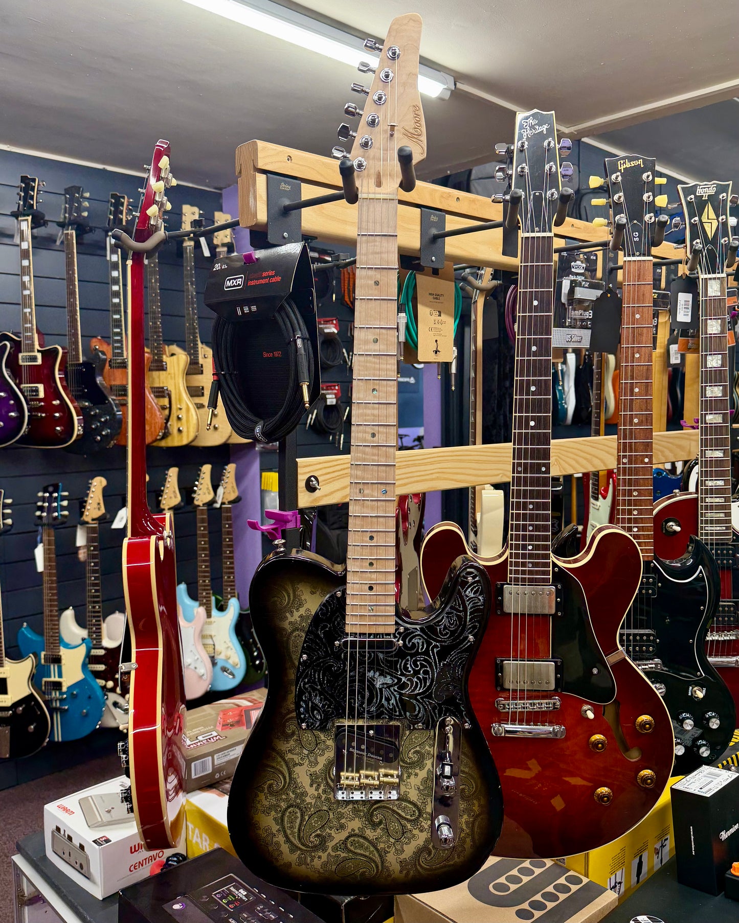 Moore Guitars Timothy #014
