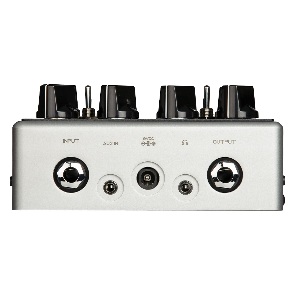 Microtubes B7K Ultra with Aux In by Darkglass