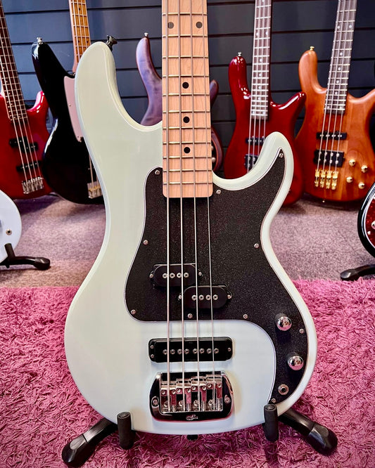 G&L SB-2 - Seafoam Green