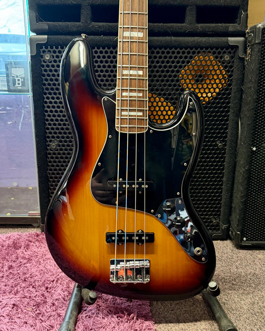 Fender MIM Jazz Bass - Sunburst