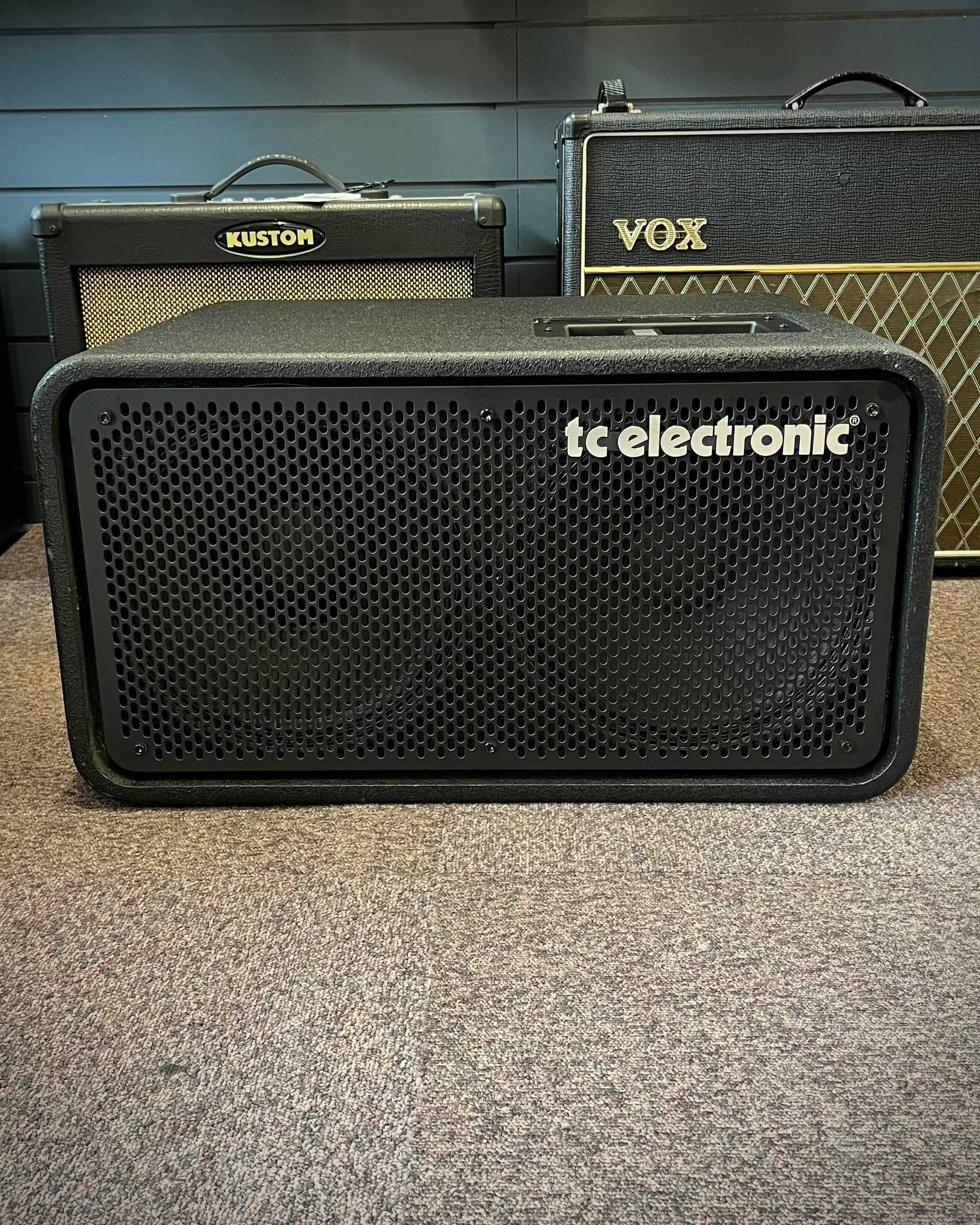 TC Electronic RS212 Bass Cab – The Guitar Tech