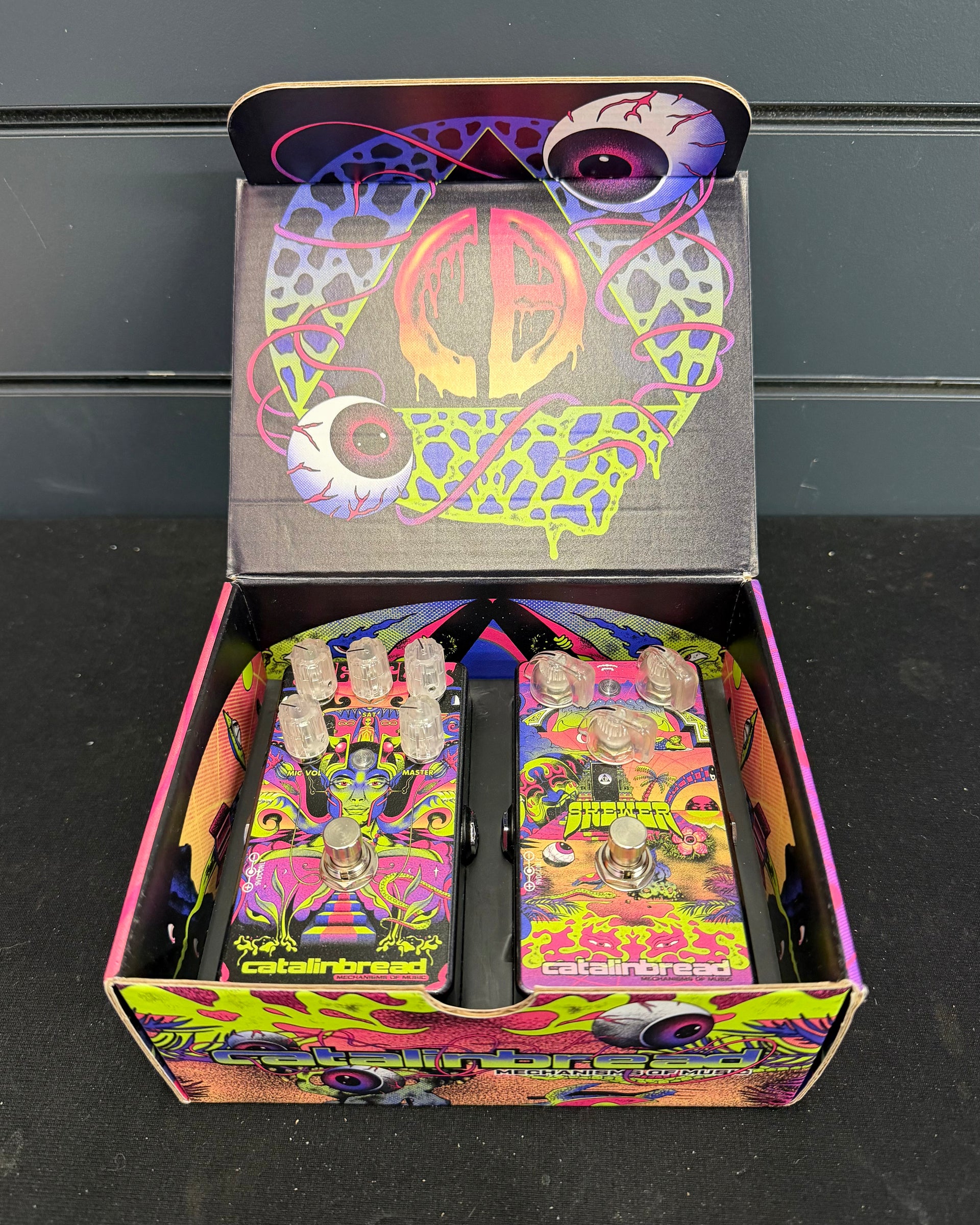 Catalinbread Dreamcoat & Skewer Ltd Edition Boxed Set – The Guitar