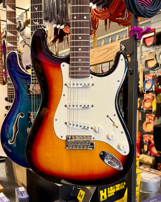 Vintage V6 Reissued - Sunburst