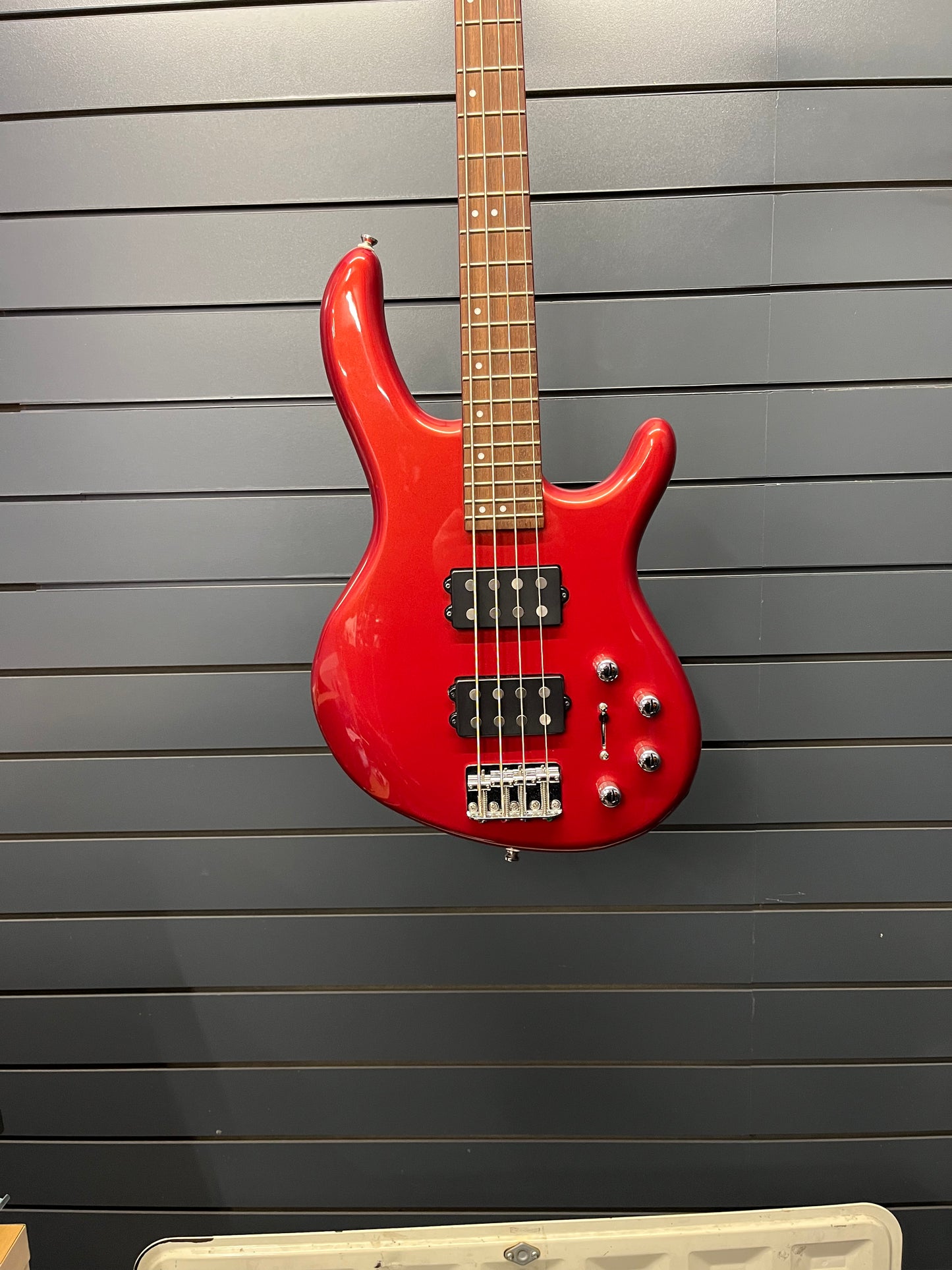 Cort HH4 Bass - Candy Red - (#IE210705234)