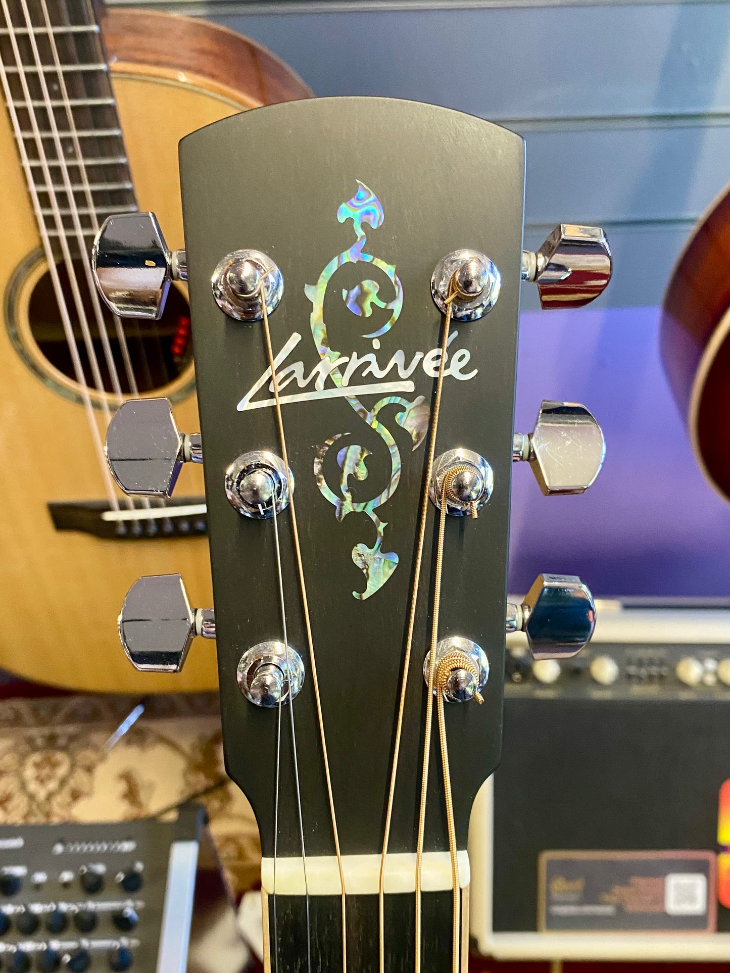 Larrivee OM-03-WL Moon Spruce - Natural