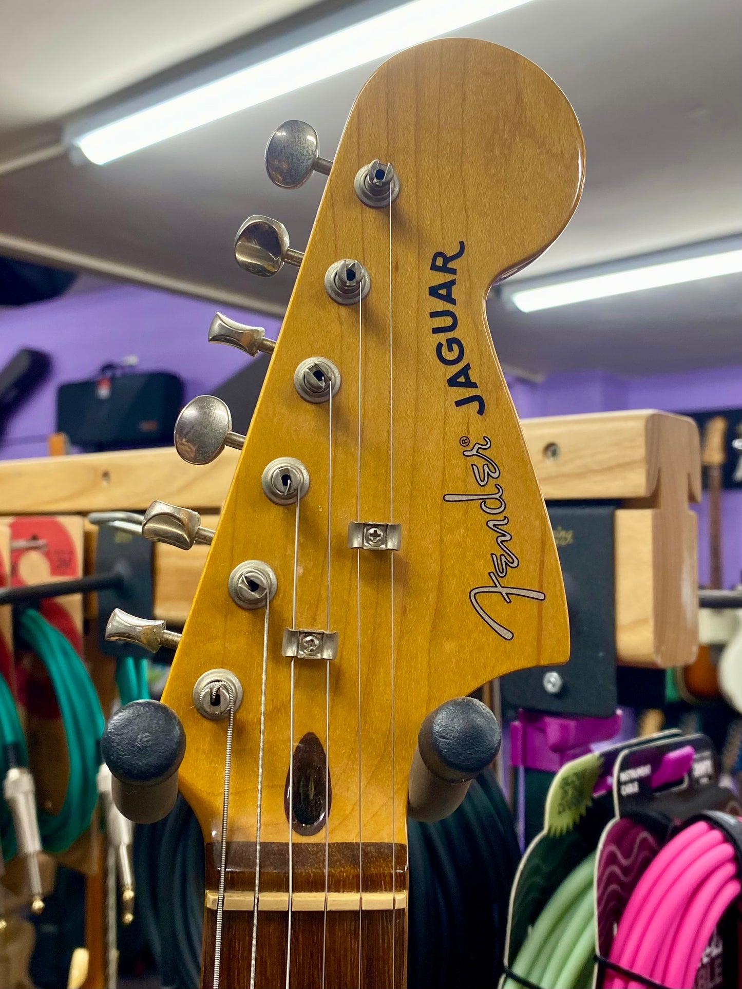 Fender Modern Player Jaguar - Cherry Red