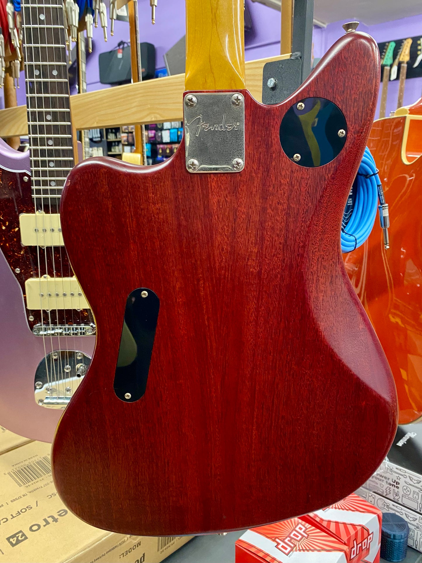Fender Modern Player Jaguar - Cherry Red