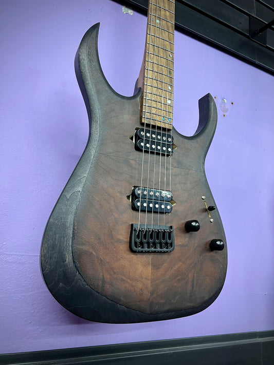 Ginger Beard Customs - GB6SP - Walnut Burr