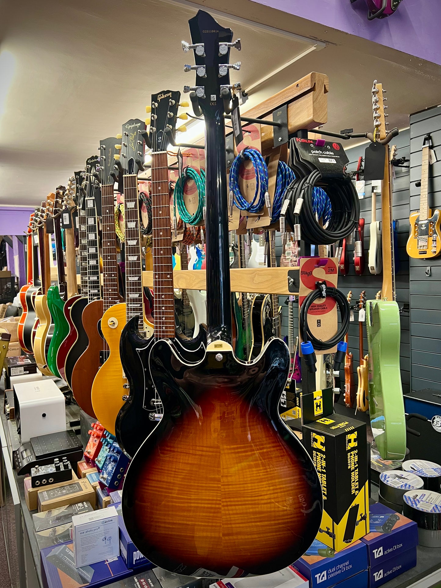 Hagstrom Viking Deluxe Baritone - Tobacco Burst