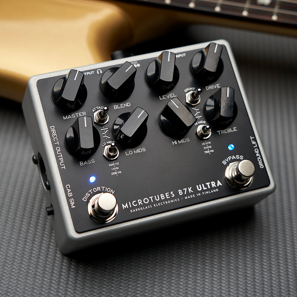 Microtubes B7K Ultra with Aux In by Darkglass
