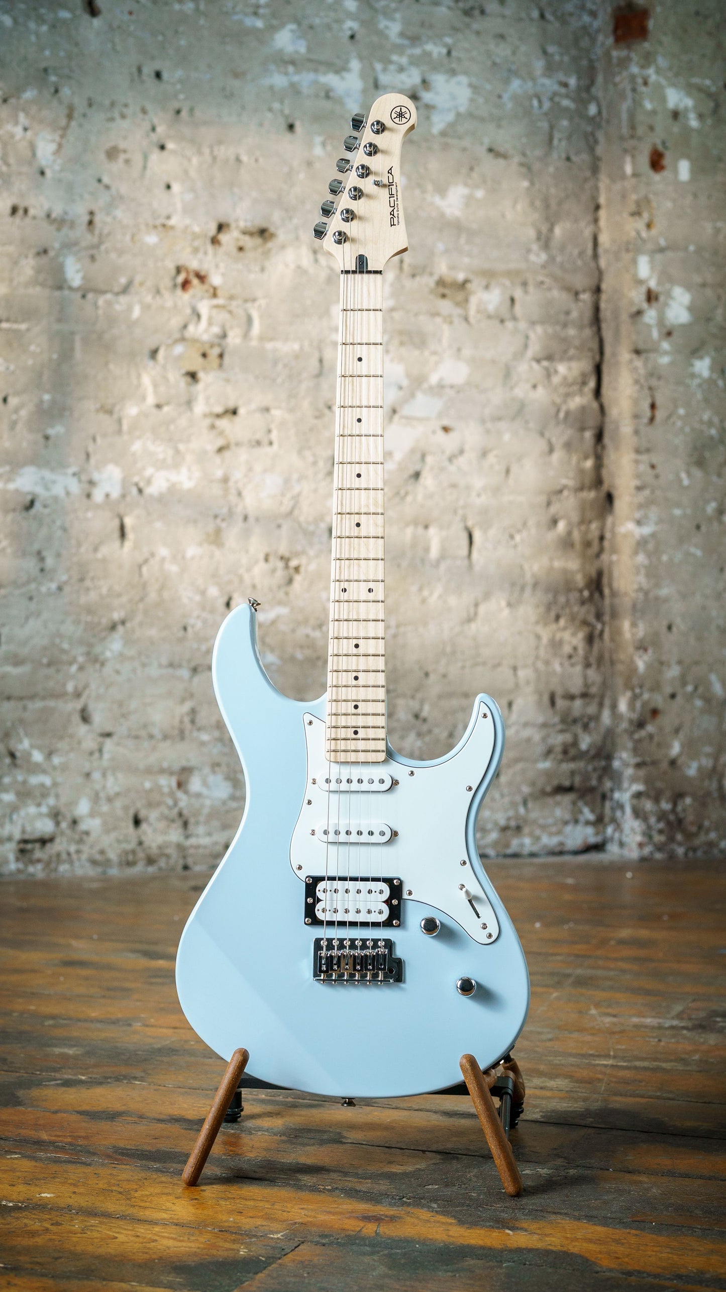 Yamaha Pacifica 112VM - Ice Blue