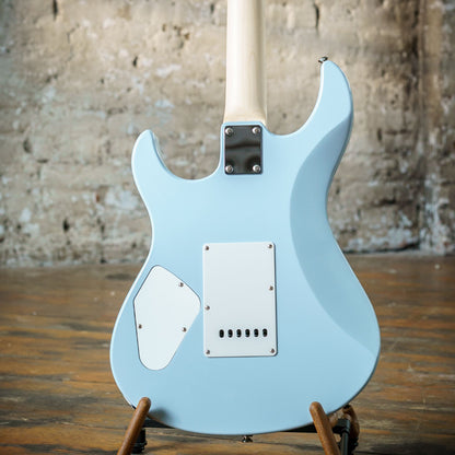 Yamaha Pacifica 112VM - Ice Blue