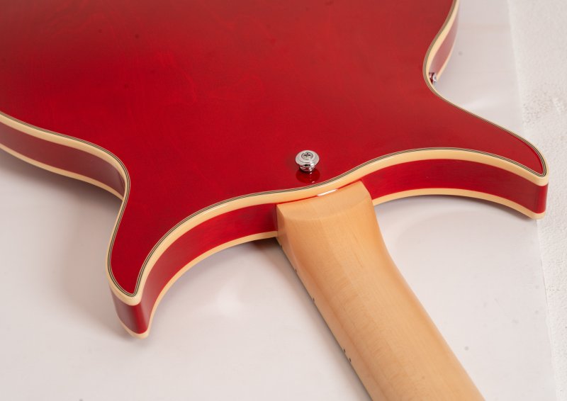 Washburn Hawk Semi-Hollow - Trans Red