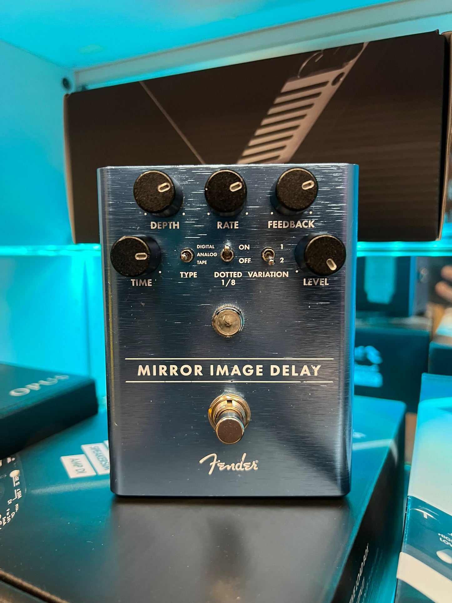 Fender Mirror Image Delay